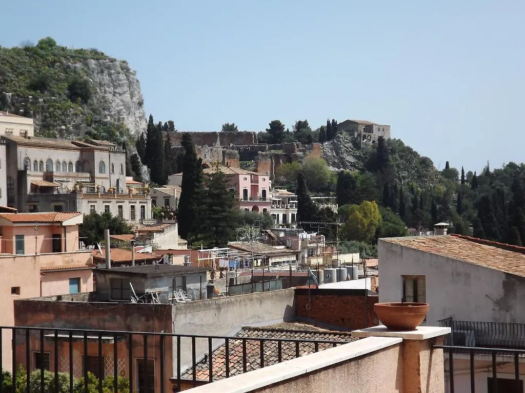 Residence Circe Taormina 2*,  Italia
